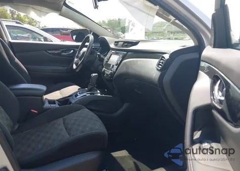 2017 Nissan Rogue Sport Sv из США, поврежденный, VIN JN1BJ1CPXHW005139